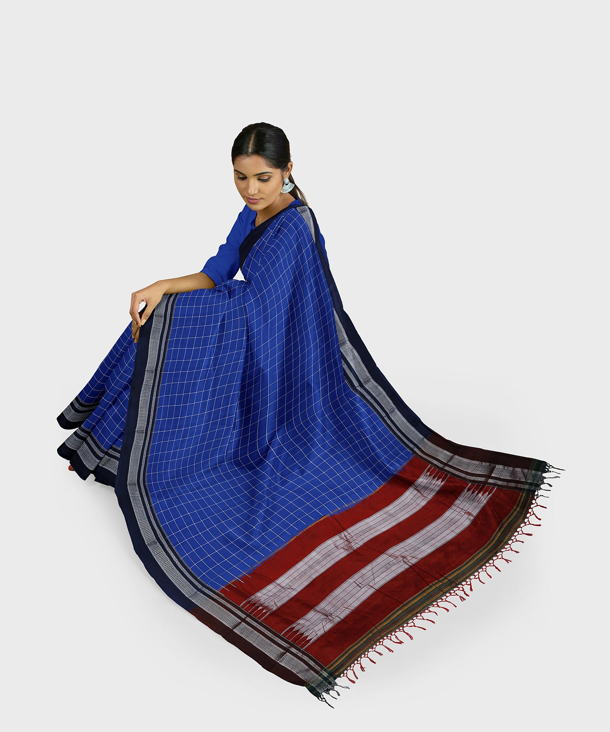 Pure Cotton Handloom Ilkal Saree with Silk Pallu - Blue Checkered Body with Red Pallu freeshipping - Shreni Samudaya