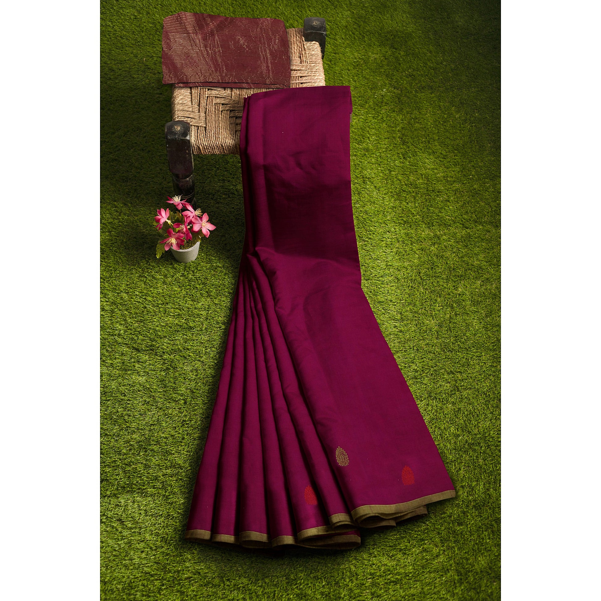 Kabini - Pink Handloom Cotton Saree with Green and Zari Pallu freeshipping - Shreni Samudaya