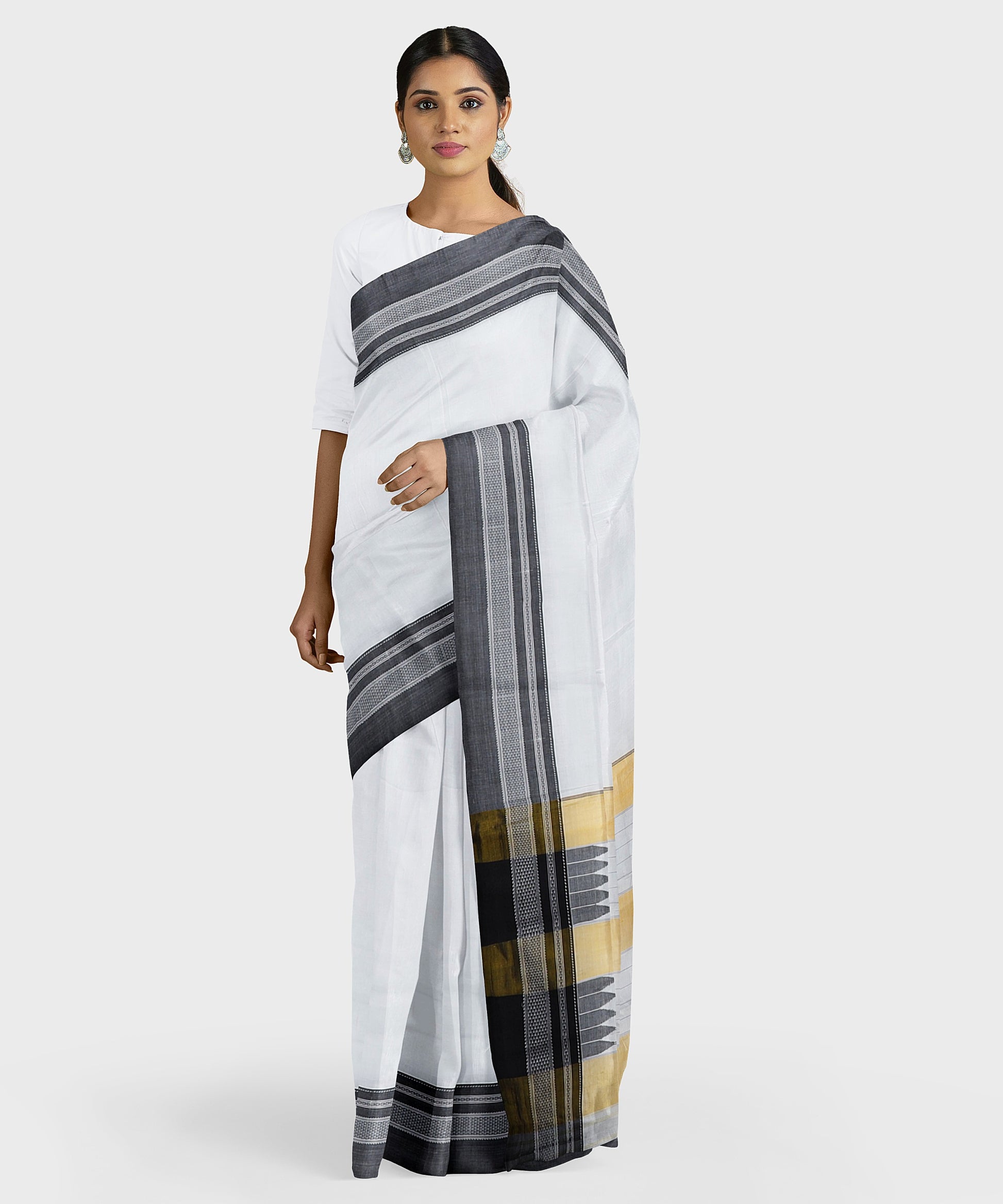 Pure Cotton Handloom Ilkal Saree with Silk Pallu - White freeshipping - Shreni Samudaya