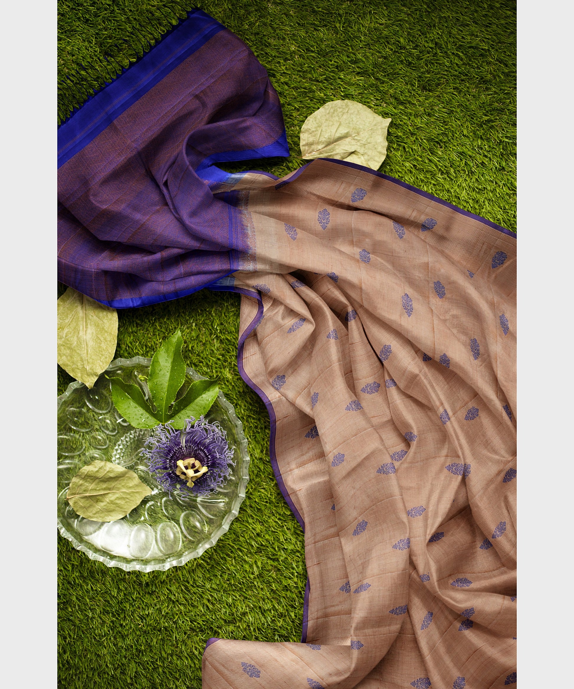 Sahitya - Pure Silk Handloom Saree Without Border - Metallic Beige with Blue Pallu freeshipping - Shreni Samudaya